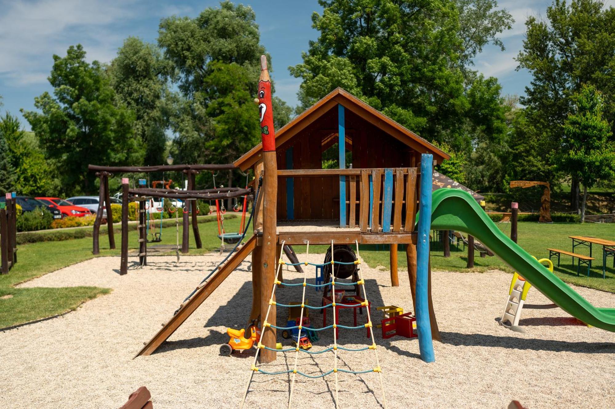 Hospudka Na Halde Hotel Borsice Exterior photo